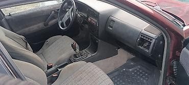 Унаа сатуу: Volkswagen Passat: 1991 г., 2 л, Кол менен иштөөчү, Бензин, Седан — 5