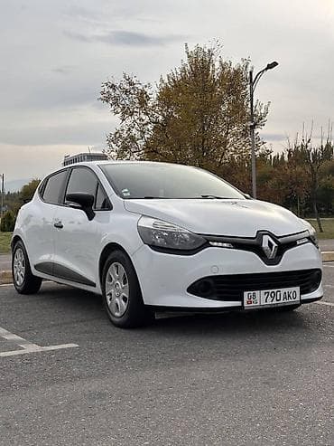 Renault Clio: 2016 г., 1.5 л, Механика, Дизель, Хэтчбэк