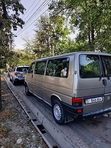 транспортёр т4: Volkswagen Transporter: 1995 г., 2.4 л, Механика, Дизель, Фургон — 9