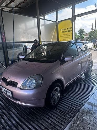 Продажа авто: Toyota Vitz: 2002 г., 1.5 л, Автомат, Бензин, Хэтчбэк — 1