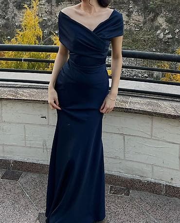 Длинное платье 
Есть с примеркой