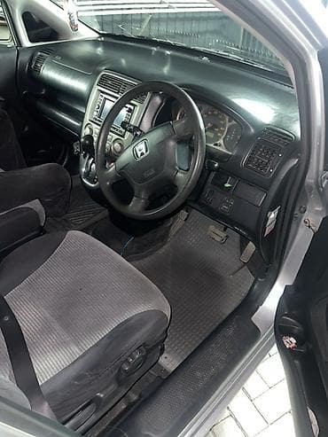 b class: Honda Stream: 2002 г., 1.7 л, Автомат, Бензин, Универсал — 5