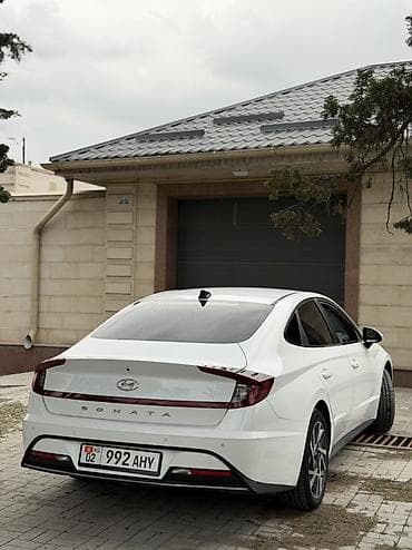 Продажа авто: Hyundai Sonata: 2019 г., 2 л, Автомат, Бензин, Седан — 5
