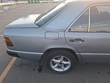 моющий пылесос для химчистки салона автомобиля бу: Mercedes-Benz W124: 1990 г., 2.5 л, Механика, Дизель, Седан — 3