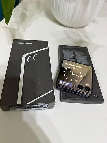 iphone 8 plus 64: Samsung Galaxy Z Flip7, Б/у, 256 ГБ, цвет - Черный, eSIM — 2