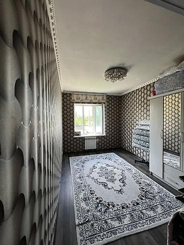 сдаю кронштейны: Просторный двухэтажный кирпичный дом с закрытым двором и высоким — 6