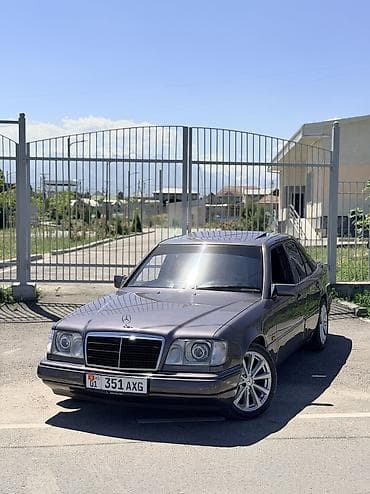 Mercedes-Benz E-Class: 1994 г., 2.2 л, Кол менен иштөөчү, Бензин, Седан — 4