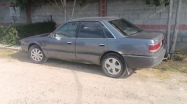 sl 55: Mazda 626: 1988 г., 2 л, Механика, Бензин, Седан — 4