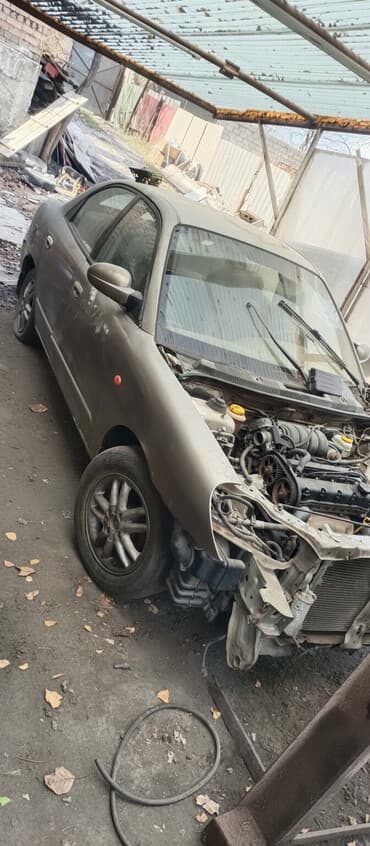 ступица нива: Продаю Дэу нубира 2 коробка автомат 16 клапоный мотор мотор от — 1