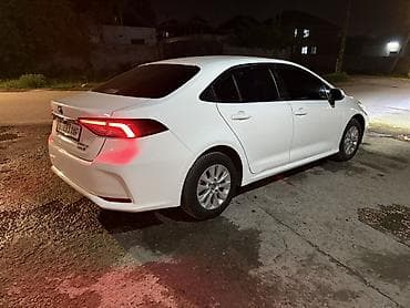 Продажа авто: Toyota Corolla: 2019 г., 1.8 л, Вариатор, Гибрид, Седан — 3