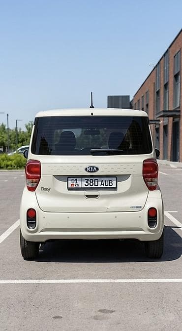 Продажа авто: Kia Ray: 2018 г., 1 л, Автомат, Бензин, Хэтчбэк — 4