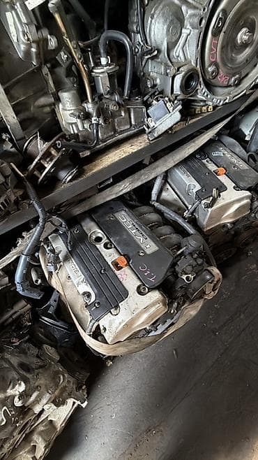 Транспорт: Двигатель Honda i-VTEC DOHC - Тип: бензиновый рядный 4-цилиндровый — 2