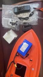 купить прикормочный кораблик для рыбалки: Кормораздаточная радиоуправляемая лодка для рыбалки Manvowell — 4