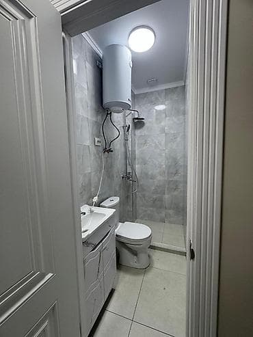 5 микрорайон: 1 комната, 13 м², 106 серия улучшенная, Цокольный этаж этаж, Дизайнерский ремонт — 4