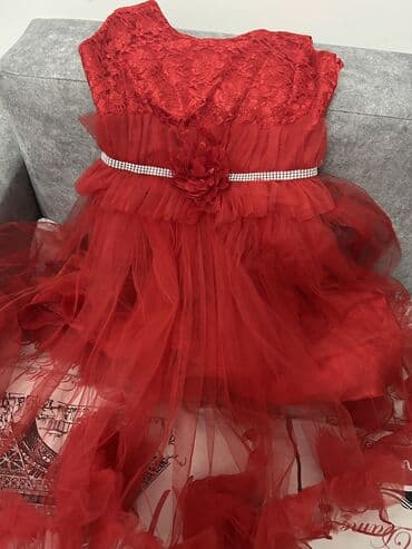 кийим: Балдар көйнөгү, Колдонулган — 4