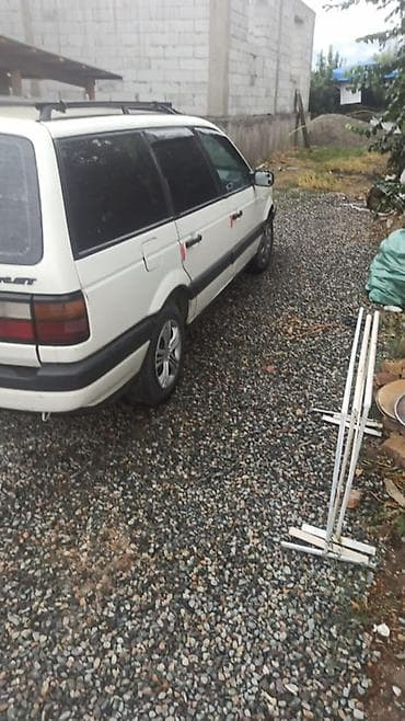 салон на гольф 2: Volkswagen Passat Variant: 1990 г., 2 л, Механика, Газ, Универсал — 2