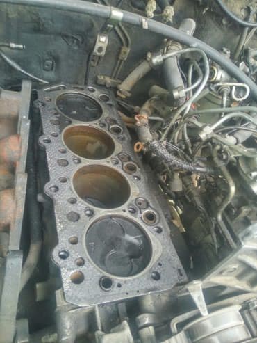 Продаю блок на Паджеро2 об2.5