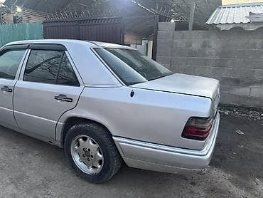 w210 e320: Mercedes-Benz W124: 1994 г., 2.2 л, Автомат, Бензин, Седан — 7