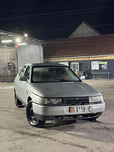 210 панель: Лифтбек ВАЗ-2112 (Lada 112), серебристый цвет. Идеальный вариант для — 4