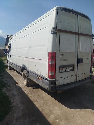 Унаа: Жеңил жүк ташуучу унаа, Iveco, Стандарт, Колдонулган — 2