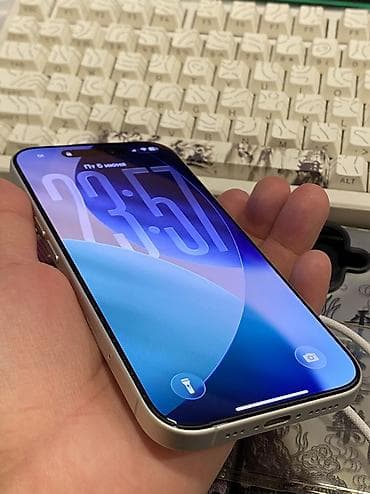 ipad 8th: IPhone 17, Б/у, 256 ГБ, Белый, Защитное стекло, Чехол, Кабель, 100 % — 9