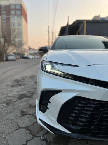 домкрат на тойота: Toyota Camry: 2024 г., 2 л, Автомат, Гибрид, Седан — 2