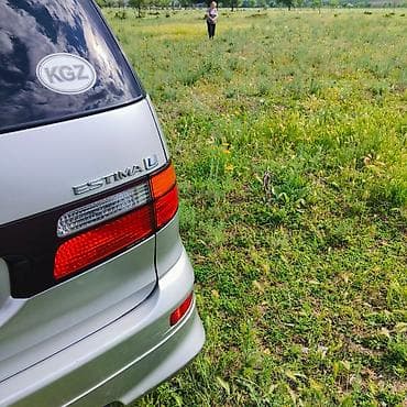 Toyota Estima: 2000 г., 3 л, Автомат, Бензин, Вэн/Минивэн — 5