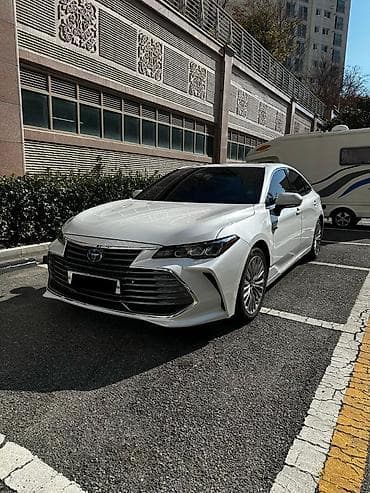 q 7: Toyota Avalon: 2019 г., 2.5 л, Автомат, Гибрид, Седан — 2