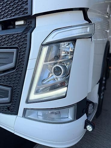 full construction: Тягач, Volvo, 2020 г., Без прицепа — 10