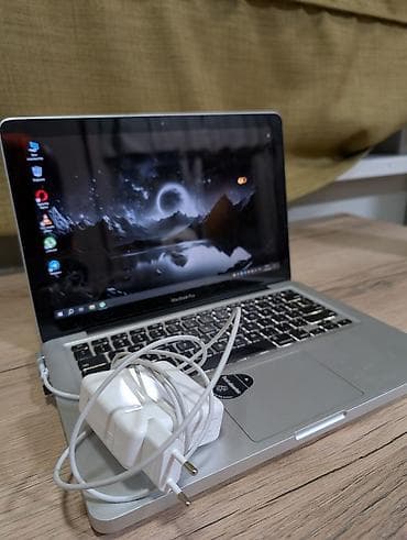 6: Apple MacBook Pro 13" Особенности и комплектация: - Экран 13" — 4