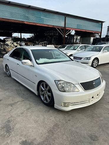 Переднее левое Toyota