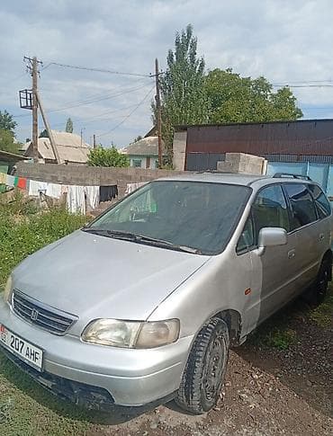 продаю адисей: Honda Odyssey: 1995 г., 2.3 л, Автомат, Бензин, Минивэн — 3