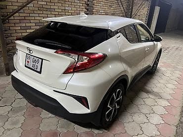 Продажа авто: Toyota C-HR: 2018 г., 2 л, Автомат, Бензин, Кроссовер — 5