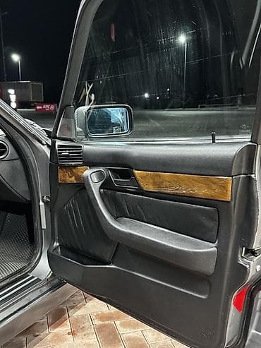 lexsus is: BMW 5 series: 1991 г., 3 л, Механика, Бензин, Седан — 9
