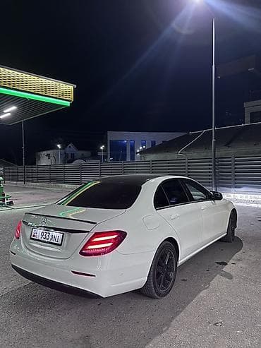 skoda yeti: Mercedes-Benz E-Class: 2018 г., 2 л, Автомат, Бензин, Седан — 4