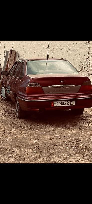 рисо: Daewoo Nexia: 1998 г., Седан — 5