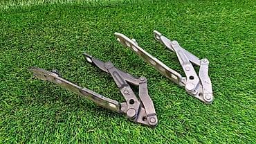 Петля капота Е39 L 8 203 275 Год 2002 В отличном состоянии, очень