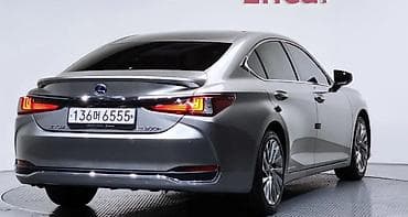 Lexus: Lexus ES: 2020 г., 2.5 л, Вариатор, Гибрид, Седан — 2