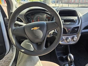 byd e5: Chevrolet Spark: 2020 г., 1 л, Автомат, Бензин, Хэтчбэк — 7