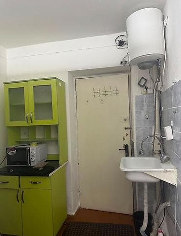 Квартиры: Студия, 12 м², Ата-Тюрк парк Гостиничный тип, 1 этаж, Косметический ремонт — 2