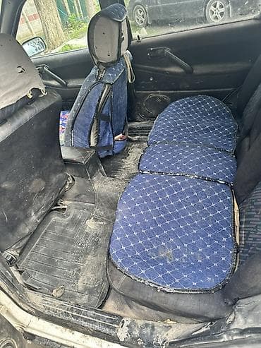 авто подголовник: Volkswagen Passat: 1993 г., 1.8 л, Универсал — 6