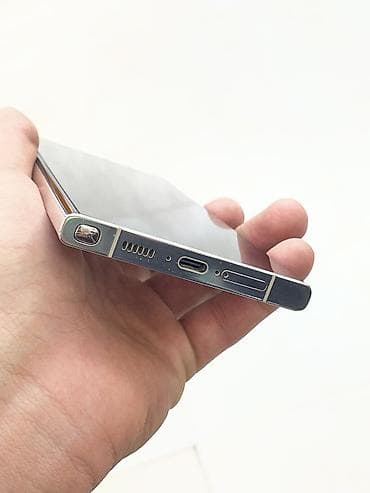 hotpoint ariston: Samsung Galaxy S23 Ultra, 256 ГБ, цвет - Белый — 4