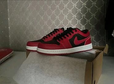 Мужские кроссовки, 41, Nike, Новый, цвет - Красный, Самовывоз — 1