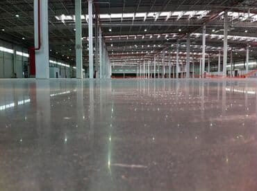 Терезелер жана комплектөөчүлөр: Стяжка, Монолит, Колонналар Кепилдиги, Акысыз консультация, Монтаждоо 6 жылдан ашык тажрыйба — 1