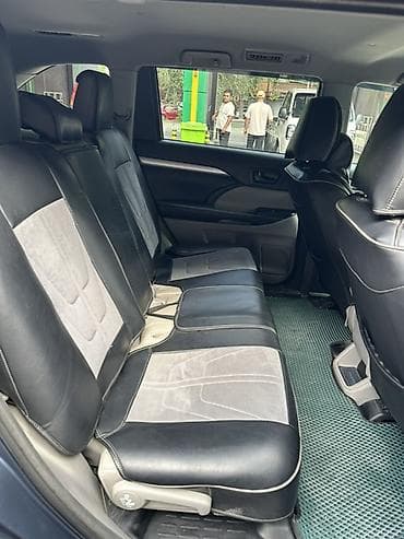 Продажа авто: Toyota Highlander: 2018 г., 3.5 л, Автомат, Бензин, Внедорожник — 7