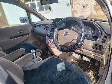 Honda Orthia: 2000 г., 2.3 л, Бензин, Универсал — 10