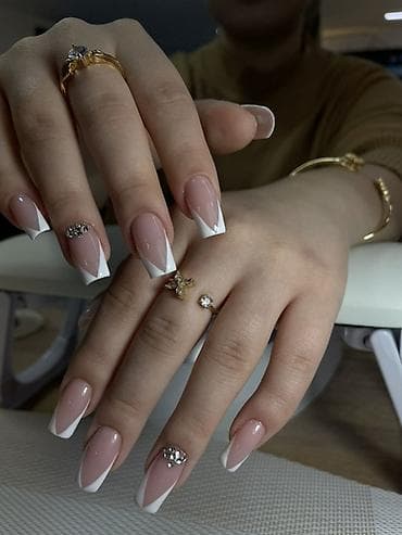 ногтевой сервис: 💅 Все виды маникюра и педикюра с выездом! ✨ Мастер Айзирек ✨ Опыт — 3