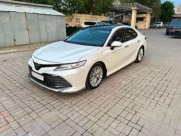 corolla s: Toyota Camry: 2018 г., 2.5 л, Автомат, Бензин, Седан — 2