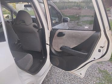 honda civic 1: Honda Fit: 2005 г., 1.3 л, Вариатор, Бензин, Хэтчбэк — 9