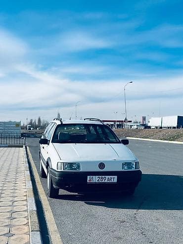 mini cuper: Volkswagen Passat: 1991 г., 1.8 л, Механика, Бензин, Универсал — 8